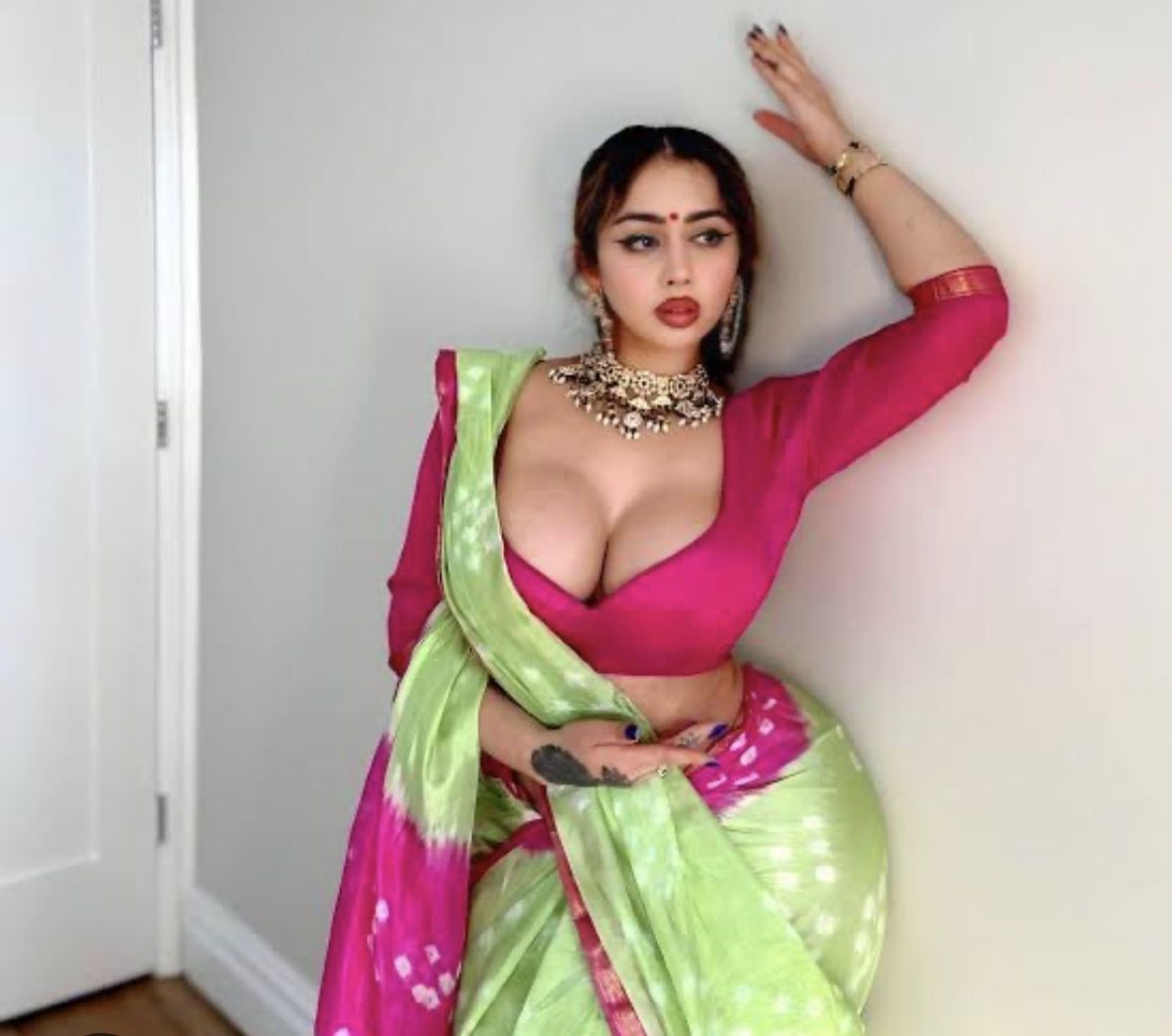 Ms Sethi Hard fucking and blowjob